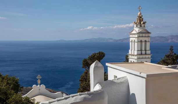 基克拉迪群岛,希腊。Tinos希腊岛，Kardiani村鸟瞰图图片下载