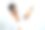 穿着白色白大褂，戴着安全眼镜的男老师正在为大学科学教室里的学生们准备实验工具。 用移液管彻底转移所需体积的化学液体。图片下载