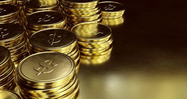 许多金币堆放在金色的背景上。带有复制空间的3D渲染图像。图片下载