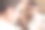 男人看着镜子里自己的形象图片下载