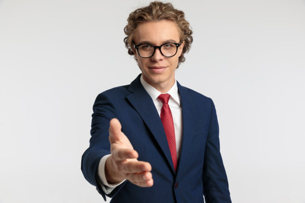 商人友好地握手图片下载