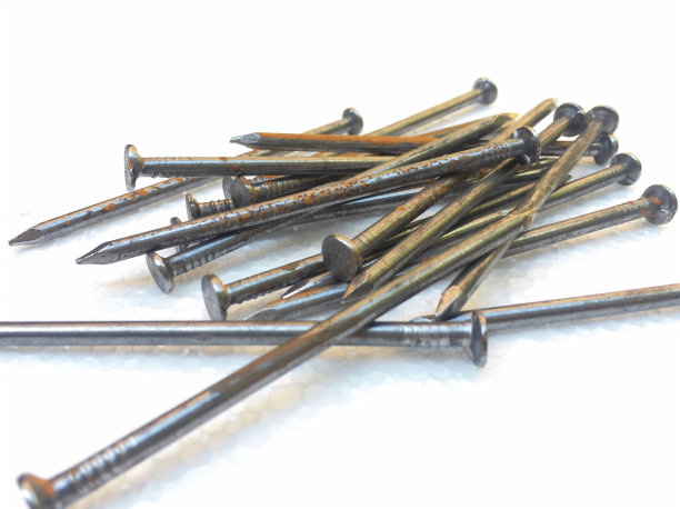 收集金属钉图片下载