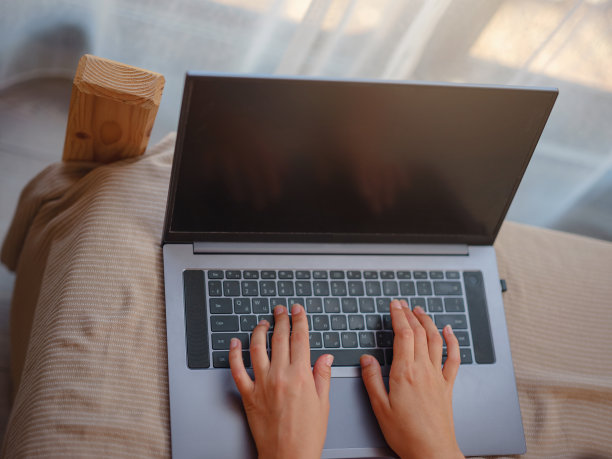 小房子和小生活的概念图片下载