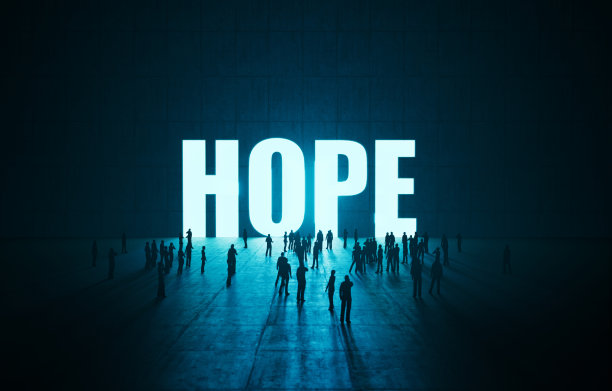 人们在水泥墙上等待希望之词图片下载