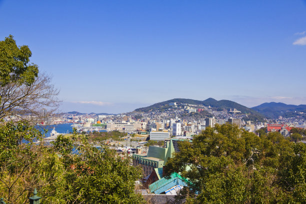 日本九州长崎市长崎湾的景色。图片下载