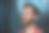 特写照片。一个戴着眼镜、穿着红衬衫的平静的年轻人坐在办公室里，闭上眼睛，休息、冥想、思考、梦想图片下载