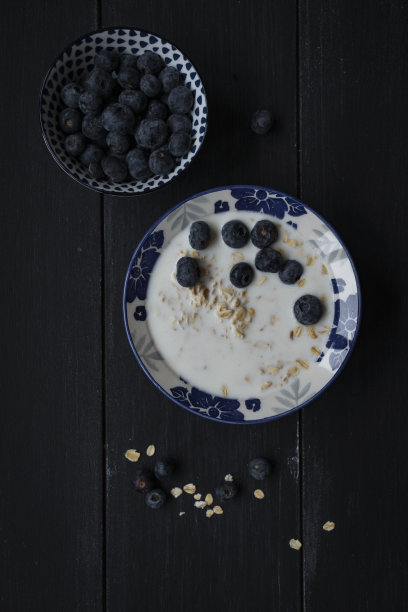 蓝莓燕麦粥图片下载