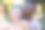 与跨种族情侣在公园放松、社交媒体和浪漫约会时相爱、亲吻和自拍。支持，快乐和优质的时间与黑人男性和女性在大自然中建立联系，平静和度假图片下载