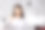 微笑快乐的女孩伸出大拇指坐在牙科办公室椅子室内柜子等待口腔医生进行口腔手术保健龋齿牙釉质治疗。图片下载