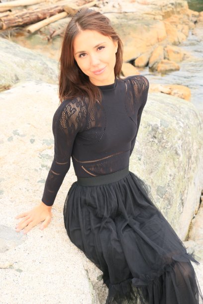 盛装打扮图片下载