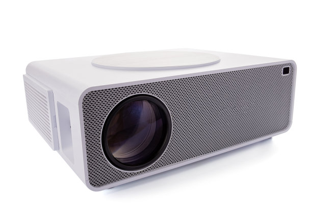白色多媒体投影仪孤立在白色背景上。家庭视频影院图片下载