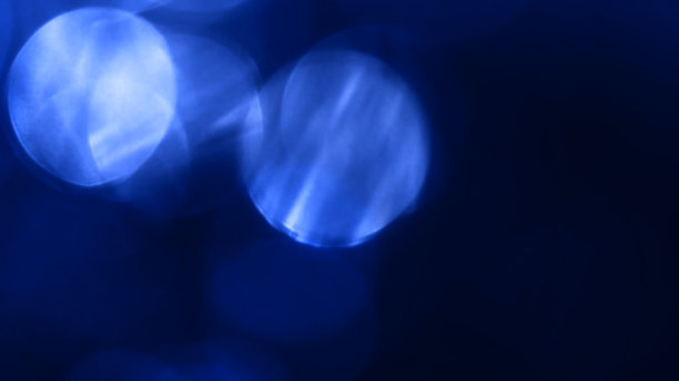 深蓝色真实影院相机离焦模糊散景背景和覆盖图片下载