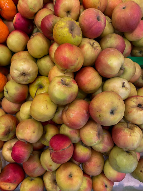 很多红苹果，健康的食物，美味的食物作为背景图片下载