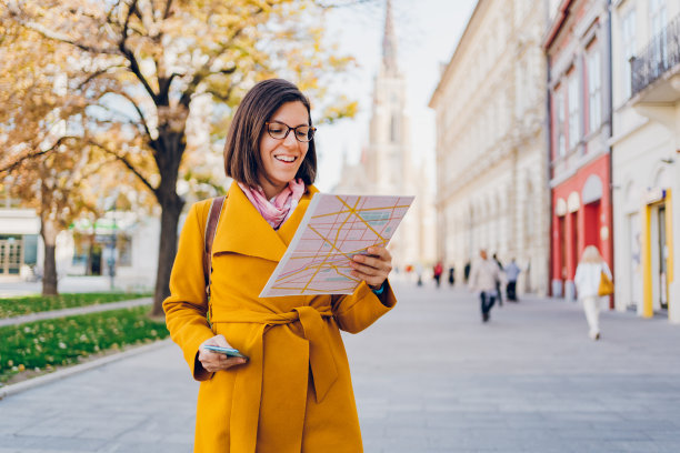 女人旅行图片下载