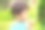 小男孩，小孩，小孩玩对讲机。带频道的对讲机。侦探和间谍的游戏。孩子们在远处交谈，传递信息。与家长沟通。森林公园,徒步旅行。寻找迷路的人图片下载