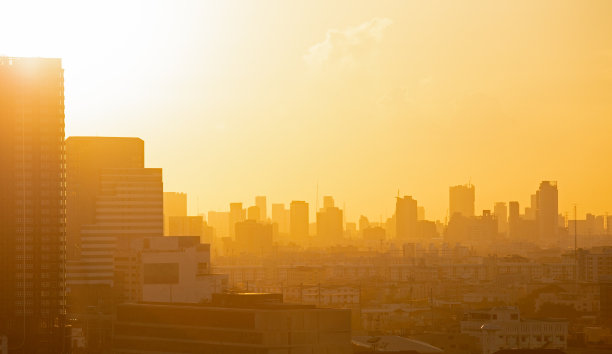 泰国曼谷的日出美景。城市景观的天际线视图图片下载