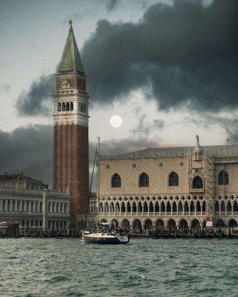 威尼斯的圣马可广场图片下载