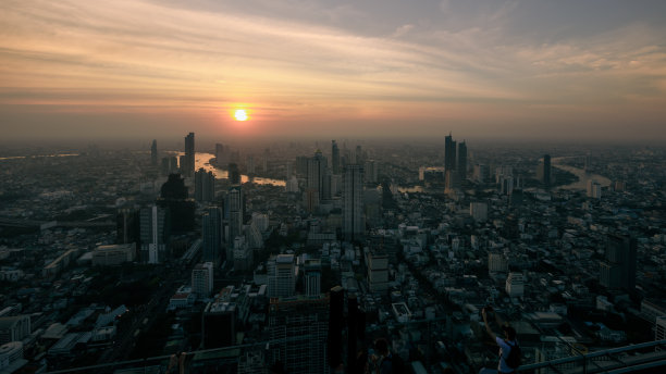 城市空气污染图片下载