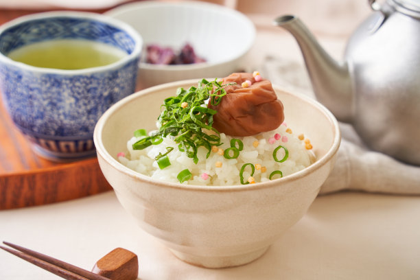 日本料理:海鲷鱼火锅图片下载