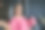 年轻漂亮的女人在自拍图片下载