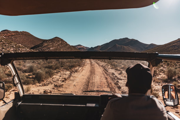 驾车穿越南非图片下载
