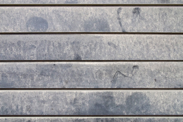 百叶玻璃窗上有灰尘污渍图片下载