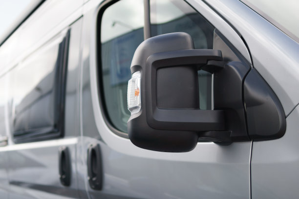 车外的镜子图片下载