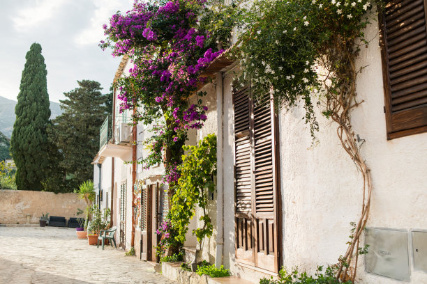 风景如画的地中海街道，意大利图片下载