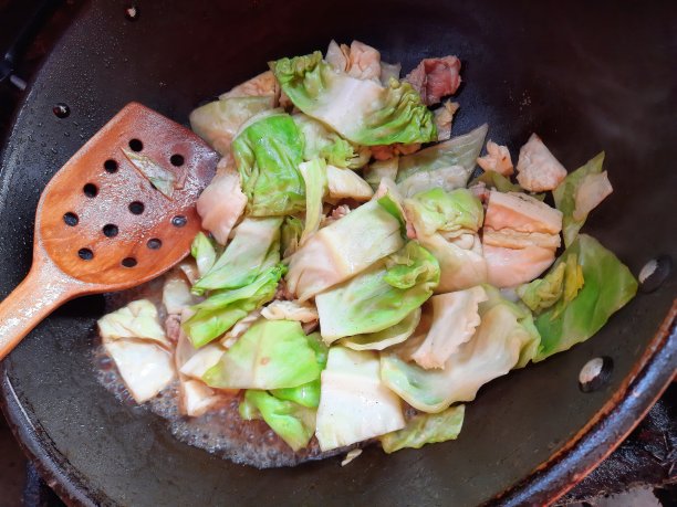 炒白菜-食物准备。图片下载