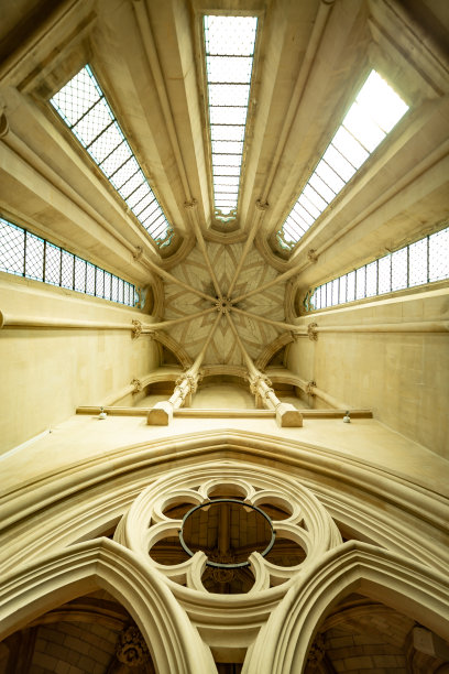 圣母和圣菲利普·霍华德英格兰阿伦德尔大教堂图片下载