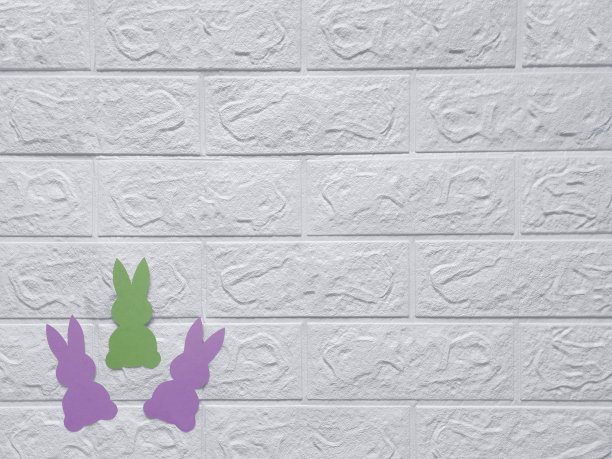 为学龄前儿童制作的工艺品。副本的空间。复活节快乐的概念。前视图。图片下载