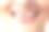 一名妇女笑着断了牙。需要牙医。特写照片白色背景。图片下载