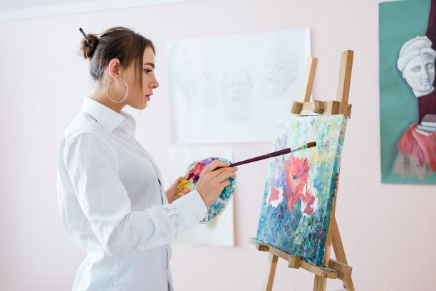 漂亮女孩绘画图片下载