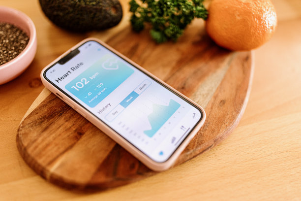 一个追踪心率的健康应用的特写图片下载