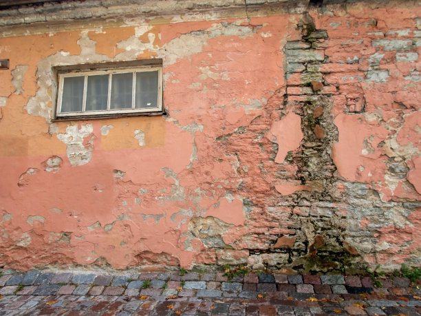 粉红色的砖墙和窗户图片下载