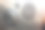 游艇的船体上安装了几个不同的扬声器。车内内置扬声器。图片下载