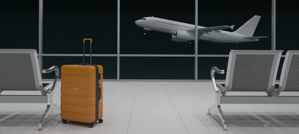 行李在机场候机区图片下载