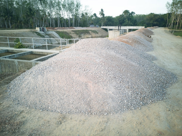 建造排水渠图片下载