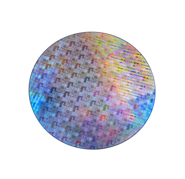 白色背景上隔离芯片的硅片图片下载