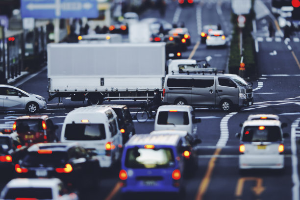 日本城市道路和交通形象图片下载