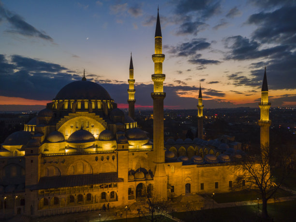 苏莱曼清真寺无人机照片，土耳其伊斯坦布尔法提赫图片下载