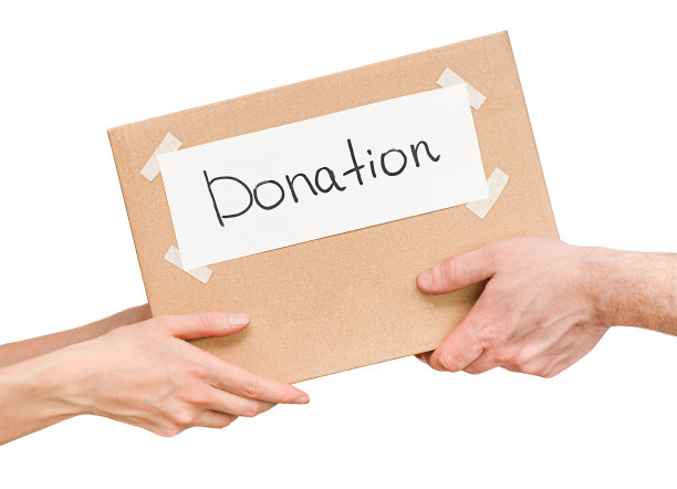 捐款箱男女各拿一份图片下载