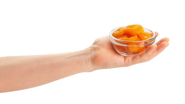 手拿杏干图片下载