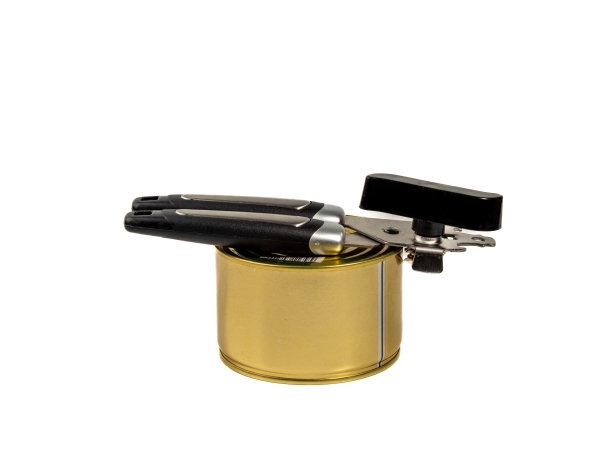 开罐器与锡罐隔离在白色背景上。金属开罐器。图片下载