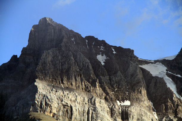 徒步去瓦莱雷特凹痕和杜米迪凹痕图片下载