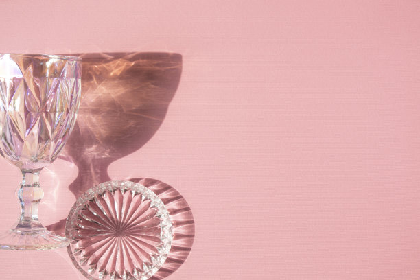 玻璃阴影和复制空间图片下载