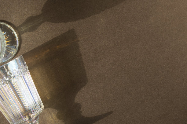 玻璃阴影和复制空间图片下载