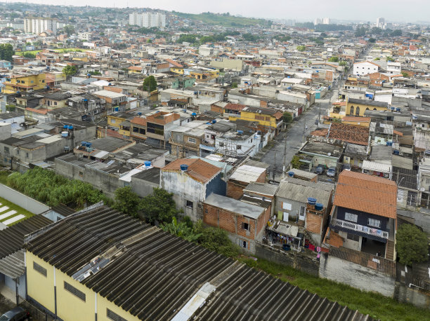 可怜的邻居图片下载