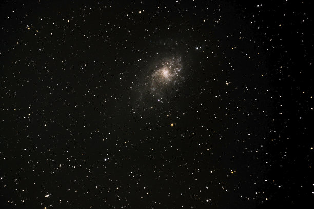 三角星系是位于三角星座的旋涡星系。图片下载