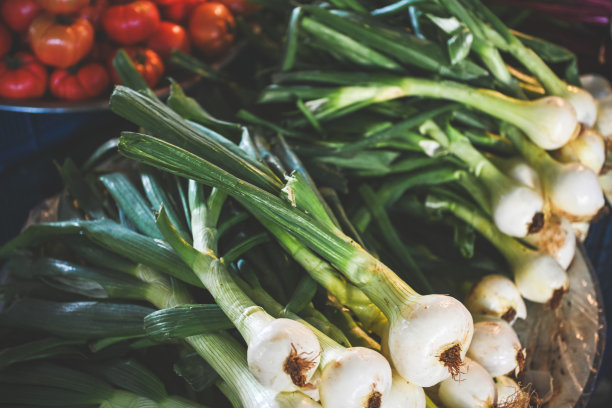 菜市场上成熟的蔬菜图片下载